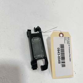 2017-2022 AUDI Q7 FRONT LEFT OR RIGHT SEAT INTERIOR COURTESY LIGHT LAMP OEM