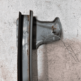 2014-2015 LEXUS IS250 FRONT LEFT DRIVER SIDE DOOR WINDOW GLASS GUIDE CHANNE