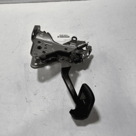 2018-2021 TOYOTA CAMRY SE Brake Stop Braking Pedal Assembly OEM