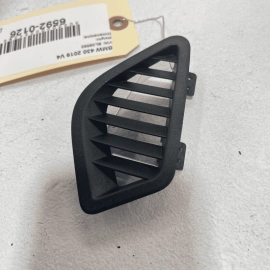 2017-2020 BMW 430I DASH PASSENGER SIDE CORNER AIR VENT GRILL DEFROST TRIM O
