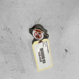 2018 - 2023 TOYOTA CAMRY SE Engine Radiator Reservoir Filler Cap OEM