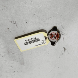 2018 - 2023 TOYOTA CAMRY SE Engine Radiator Reservoir Filler Cap OEM