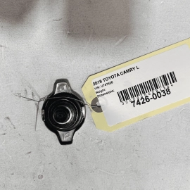 2018 - 2023 TOYOTA CAMRY SE Engine Radiator Reservoir Filler Cap OEM