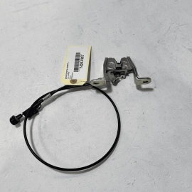 TOYOTA CAMRY 2018 - 2023 REAR SEAT RIGHT PASSENGER SIDE RELEASE LOCK LATCH 