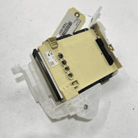 TOYOTA CAMRY 19-20 2.5L MULTIPLEX FUSE RELAY JUNCTION BLOCK MODULE & HOLDER