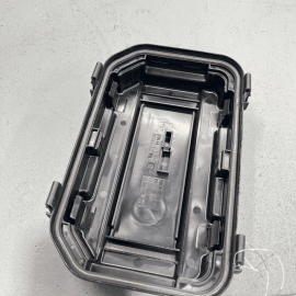 2010-2019 Bmw 1 3 4 Series F20 F30 F36 Power Fuse RELAY Box UPPER Cover Uni