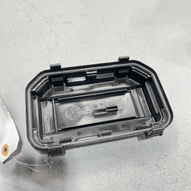 2010-2019 Bmw 1 3 4 Series F20 F30 F36 Power Fuse RELAY Box UPPER Cover Uni