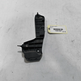 18-23 TOYOTA CAMRY REAR RIGHT PASSENGER RH SIDE BUMPER SEAL BRACKET SUPPORT