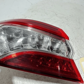 TOYOTA CAMRY 2018-2020 REAR LEFT DRIVER SIDE OUTER TAILLIGHT LIGHT LAMP OEM