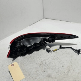 TOYOTA CAMRY 2018-2020 REAR LEFT DRIVER SIDE OUTER TAILLIGHT LIGHT LAMP OEM