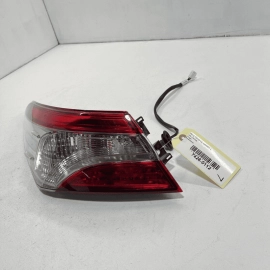 TOYOTA CAMRY 2018-2020 REAR LEFT DRIVER SIDE OUTER TAILLIGHT LIGHT LAMP OEM