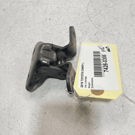 2018-2023 TOYOTA CAMRY FRONT LEFT DRIVER SIDE DOOR LOWER HINGE ASSEMBLY OEM