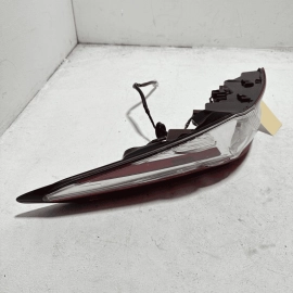 2018 - 2020 TOYOTA CAMRY REAR RIGHT PASSENGER SIDE OUTER TAILLIGHT LAMP OEM