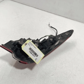2018 - 2020 TOYOTA CAMRY REAR RIGHT PASSENGER SIDE OUTER TAILLIGHT LAMP OEM