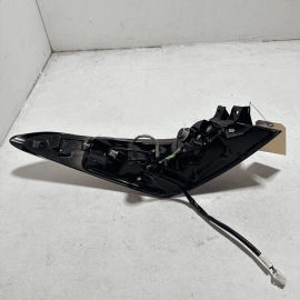 2018 - 2020 TOYOTA CAMRY REAR RIGHT PASSENGER SIDE OUTER TAILLIGHT LAMP OEM