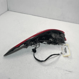 2018 - 2020 TOYOTA CAMRY REAR RIGHT PASSENGER SIDE OUTER TAILLIGHT LAMP OEM