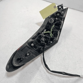 2018 - 2020 TOYOTA CAMRY REAR RIGHT PASSENGER SIDE OUTER TAILLIGHT LAMP OEM