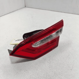 2018-20 Toyota Camry Rear Right Passenger Side Inner TailLight Lamp Assembl
