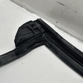 2018-2023 TOYOTA CAMRY FRONT RIGHT SIDE DOOR SEAL RUBBER WEATHERSTRIP OEM