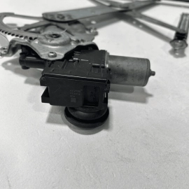 2018-2023 TOYOTA CAMRY FRONT RIGHT PASSENGER DOOR WINDOW REGULATOR W/ MOTOR