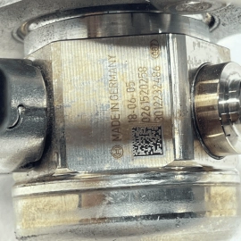 2017-2020 BMW 430i 440i 428i 435i F36 F33 F32 ENGINE HIGH PRESSURE FUEL PUM