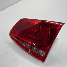 2011 - 2013 VOLKSWAGEN TOUAREG Rear Right Inner Tail Light Lamp Assembly OE