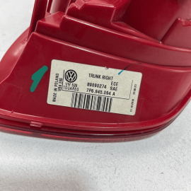 2011 - 2013 VOLKSWAGEN TOUAREG Rear Right Inner Tail Light Lamp Assembly OE