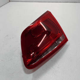 2011 - 2013 VOLKSWAGEN TOUAREG Rear Right Inner Tail Light Lamp Assembly OE