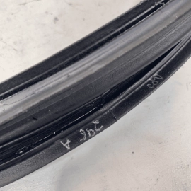 2018-2023 KIA RIO LX SEDAN TRUNK LID WEATHERSTRIP SEAL REAR SIDE OEM