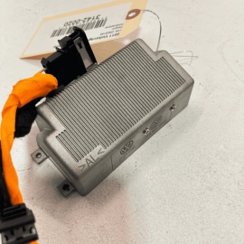 VOLKSWAGEN TOUAREG 2011 - 2017 POWER OUTLET INVERTER 7P6907155D OEM