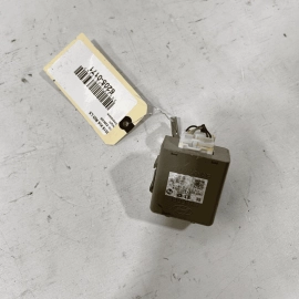 2018-2023 Kia Rio Keyless Entry Module W/ Bracket OEM