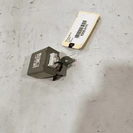 2018-2023 Kia Rio Keyless Entry Module W/ Bracket OEM