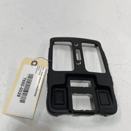 2014-2021 JEEP GRAND CHEROKEE CONSOLE BACK TRIM COVER PANEL RETAINING PLATE