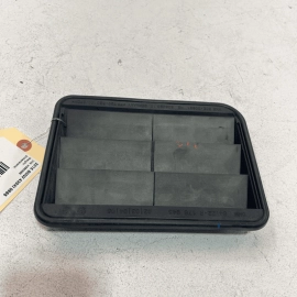REAR LEFT or RIGHT QUARTER AIR VENT PRESSURE GRILLE 2017-2020 BMW 430i OEM  REAR LEFT or RIGHT QUARTER AIR VENT PRESSURE GRILLE 2017-2020 BMW 430i OEM
