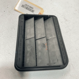 REAR LEFT or RIGHT QUARTER AIR VENT PRESSURE GRILLE 2017-2020 BMW 430i OEM  REAR LEFT or RIGHT QUARTER AIR VENT PRESSURE GRILLE 2017-2020 BMW 430i OEM