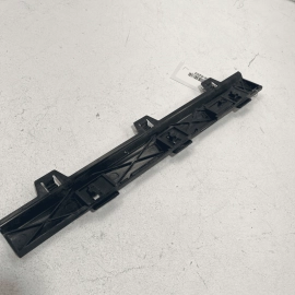 2017-20 BMW 430i LEFT DRIVER SIDE ROCKER MOLDING SUPPORT LEDGE BRACKET #2 O 2017-20 BMW 430i LEFT DRIVER SIDE ROCKER MOLDING SUPPORT LEDGE BRACKET #2 O