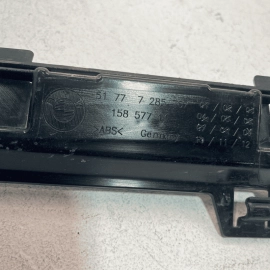 2017-20 BMW 430i LEFT DRIVER SIDE ROCKER MOLDING SUPPORT LEDGE BRACKET #2 O 2017-20 BMW 430i LEFT DRIVER SIDE ROCKER MOLDING SUPPORT LEDGE BRACKET #2 O