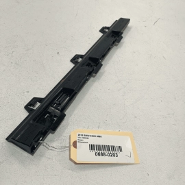 2017-20 BMW 430i LEFT DRIVER SIDE ROCKER MOLDING SUPPORT LEDGE BRACKET #2 O 2017-20 BMW 430i LEFT DRIVER SIDE ROCKER MOLDING SUPPORT LEDGE BRACKET #2 O