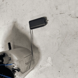 2018 - 2019 GMC TERRAIN FUEL PUMP MODULE W/ FUEL LEVEL SENSOR ASSEMBLY OEM