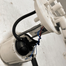 2018 - 2019 GMC TERRAIN FUEL PUMP MODULE W/ FUEL LEVEL SENSOR ASSEMBLY OEM