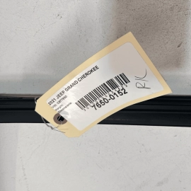 2011-21 JEEP GRAND CHEROKEE REAR DRIVER DOOR GLASS RUN WEATHERSTRIP SEAL OE