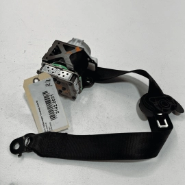 2011 - 2014 VOLKSWAGEN TOUAREG Rear Left Outer Seat Lap And Shoulder Belt O