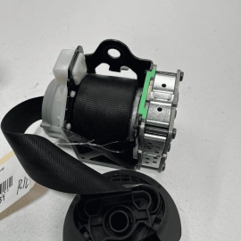 2011 - 2014 VOLKSWAGEN TOUAREG Rear Left Outer Seat Lap And Shoulder Belt O