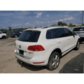 2011-17 VOLKSWAGEN TOUAREG Rear Right Passenger Trunk Hatch Panel Cover Tri 2011-17 VOLKSWAGEN TOUAREG Rear Right Passenger Trunk Hatch Panel Cover Tri