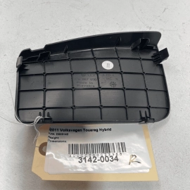 2011-17 VOLKSWAGEN TOUAREG Rear Right Passenger Trunk Hatch Panel Cover Tri 2011-17 VOLKSWAGEN TOUAREG Rear Right Passenger Trunk Hatch Panel Cover Tri