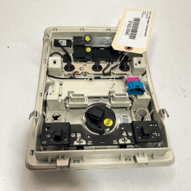 2011 - 2014 VOLKSWAGEN TOUAREG CENTER OVERHEAD CONSOLE FRONT MAP DOME LIGHT