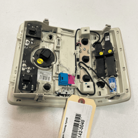 2011 - 2014 VOLKSWAGEN TOUAREG CENTER OVERHEAD CONSOLE FRONT MAP DOME LIGHT