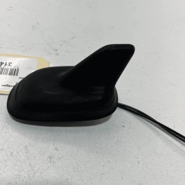 2011-17 VOLKSWAGEN TOUAREG Satellite Beetle Shark Fin Roof Antenna Assembly