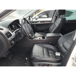 2011-17 VOLKSWAGEN TOUAREG Reverse Rear View Camera Computer Control Module