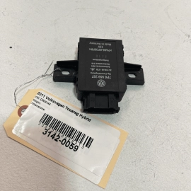 2011 VOLKSWAGEN TOUAREG HYBRID SEAT BACKREST RELEASE CONTROL MODULE OEM